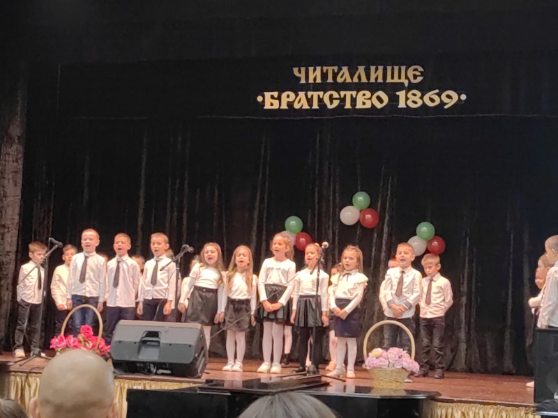 moa-grad-2