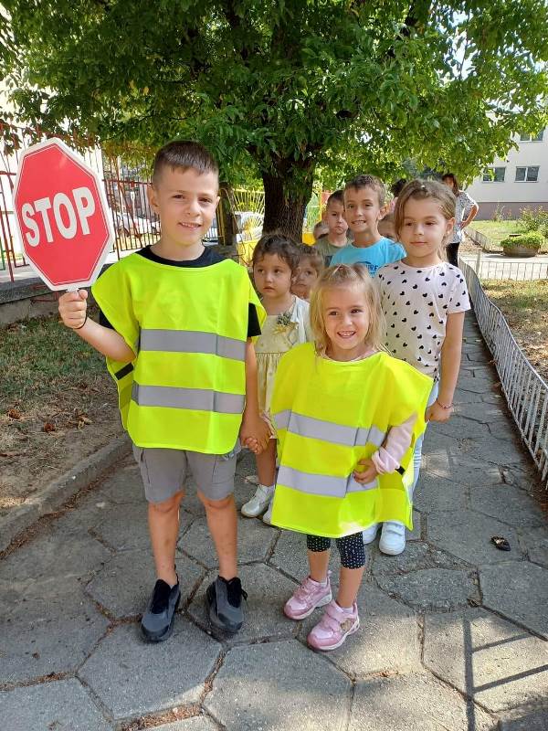 stop-3