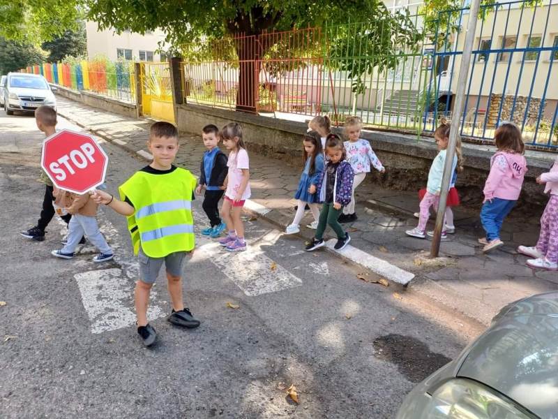 stop-6